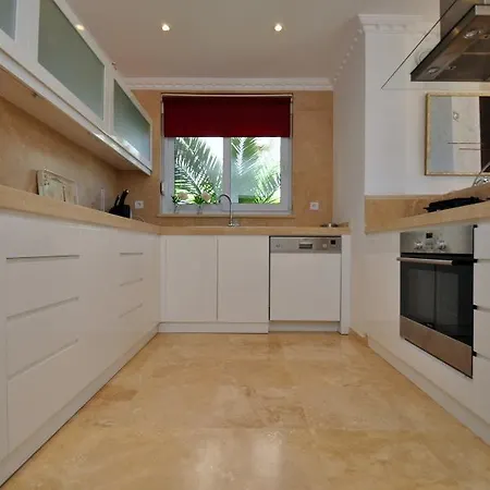 Villa Oasis Sitesi *