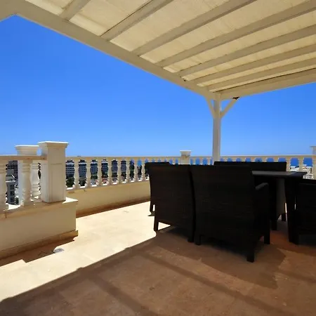 Oasis Sitesi Villa