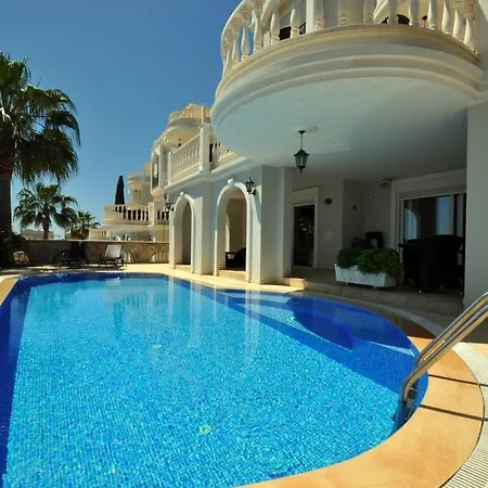 Oasis Sitesi Villa Alanya